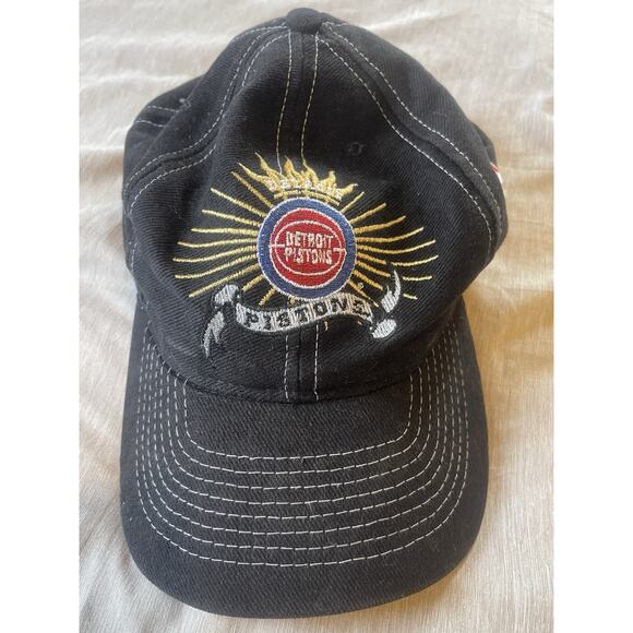 Vintage Pistons Snapback 90s Embroidered Made‎ in USA | Baseball Cap Black - Picture 5 of 9